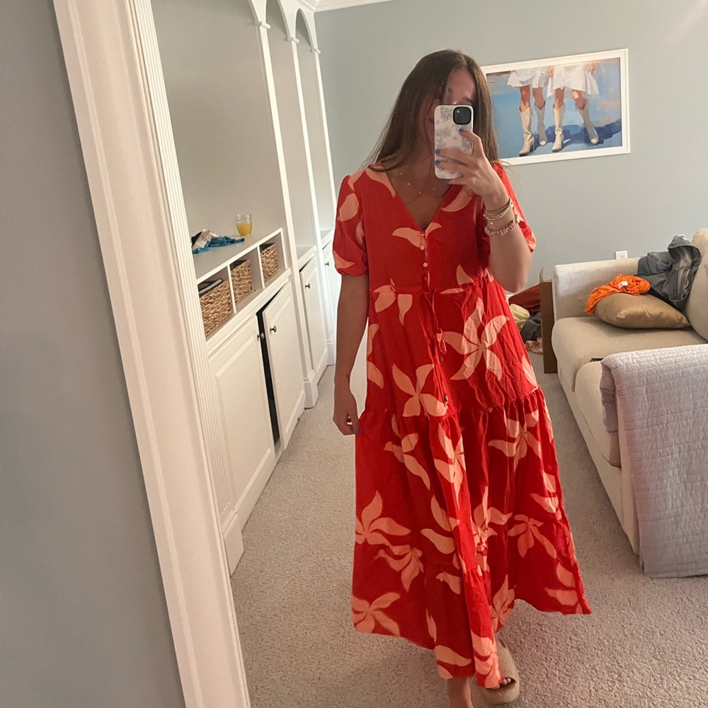 FLORAL MAXI DRESS